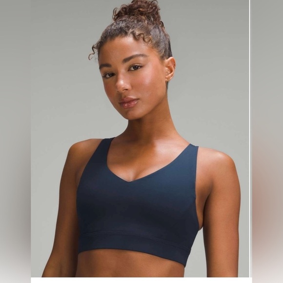 lululemon athletica True Navy Envital Medium Support Bra-B/C - Picture 2 of 5